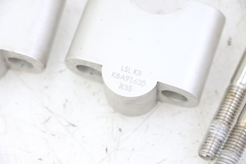 photo de LENKER HALTER HONDA NTV DEAUVILLE ABS 700 (2007 - 2016) - Technische Nahaufnahme