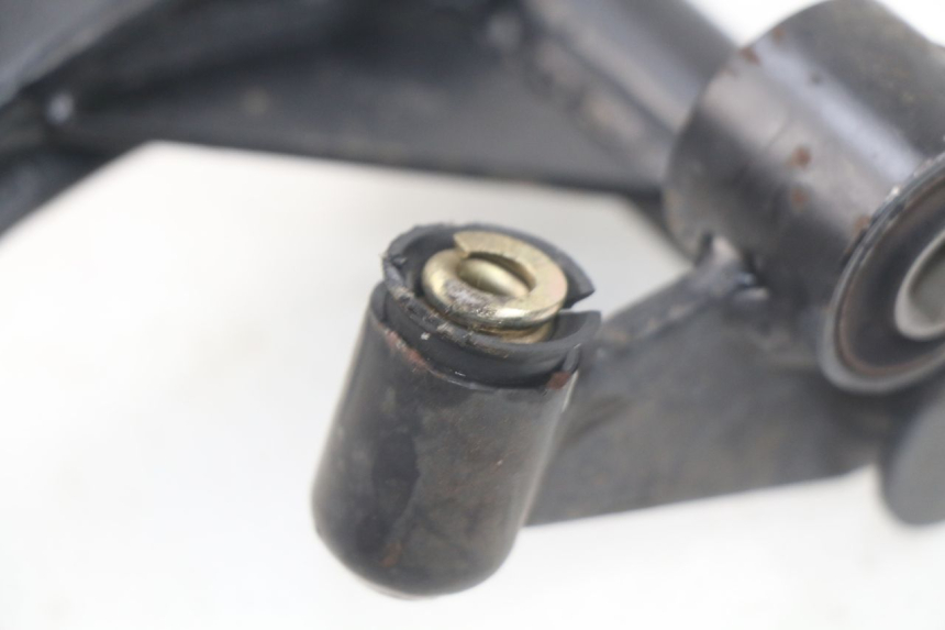 photo de MOTORHALTERUNG KYMCO AGILITY 4T 50 (2018 - 2022) - Gesamtansicht des Produkts