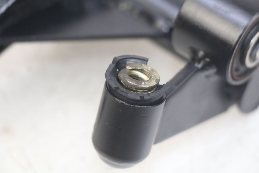 photo de MOTORHALTERUNG KYMCO AGILITY 4T 50 (2018 - 2022) - Details der Befestigungspunkte