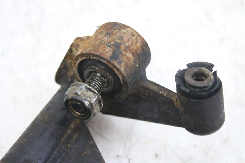 photo de MOTORHALTERUNG KYMCO AGILITY 4T 50 (2005 - 2018) - Detailansicht des Bauteils