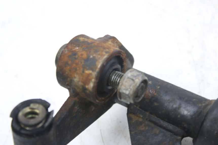 photo de MOTORHALTERUNG KYMCO AGILITY 4T 50 (2005 - 2018) - Zoom auf Gebrauchszustand