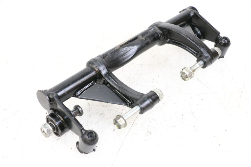 photo de MOTORHALTERUNG KYMCO AGILITY 4T 50 (2018 - 2022) - Detailansicht des Bauteils