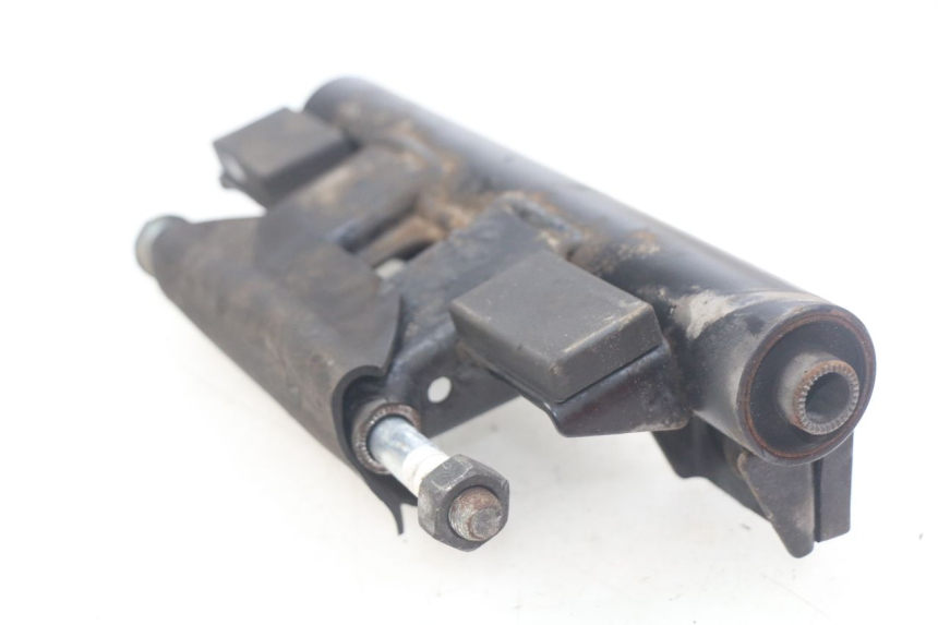 photo de MOTORHALTERUNG SUZUKI BURGMAN 125 (2007 - 2014) - Detailansicht des Bauteils