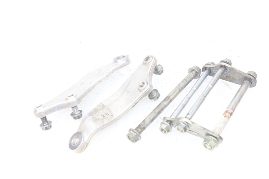 photo de MOTORHALTERUNG HONDA CRF 250 (2013 - 2016) - Detailansicht des Bauteils