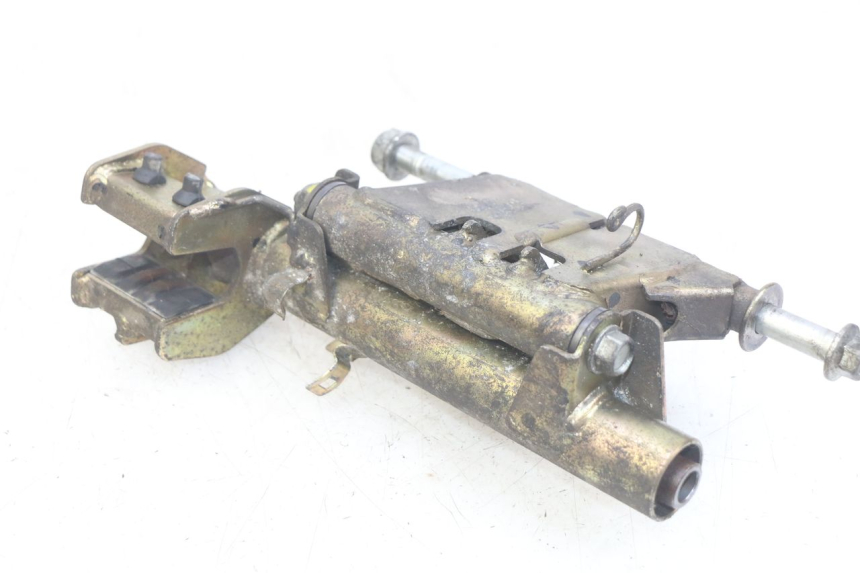 photo de MOTORHALTERUNG HONDA FES PANTHEON 2T 125 (1998 - 2002) - Zoom auf Gebrauchszustand