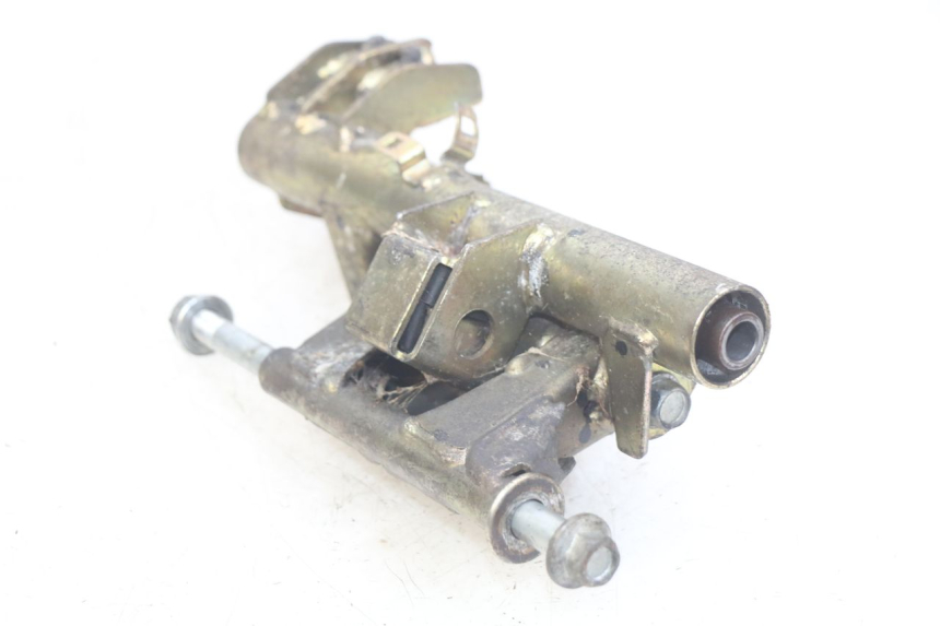 photo de MOTORHALTERUNG HONDA FES PANTHEON 2T 125 (1998 - 2002) - Technische Nahaufnahme