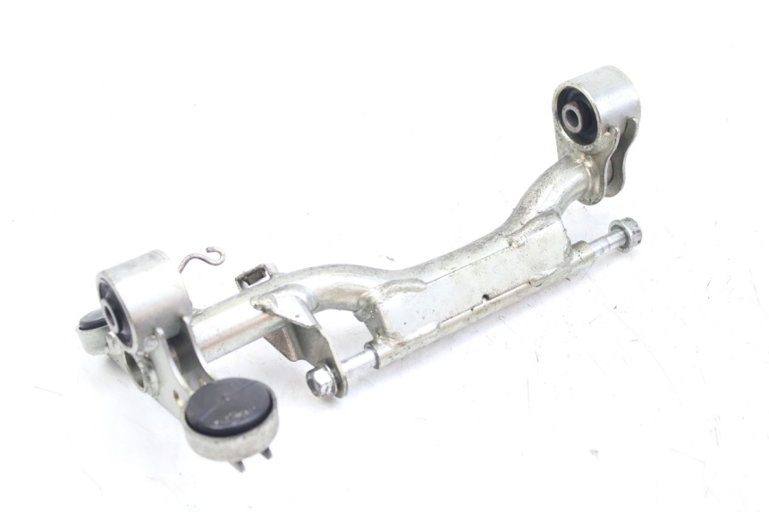 photo de MOTORHALTERUNG HONDA FES S-WING SWING ABS 125 (2007 - 2015) - Details der Befestigungspunkte