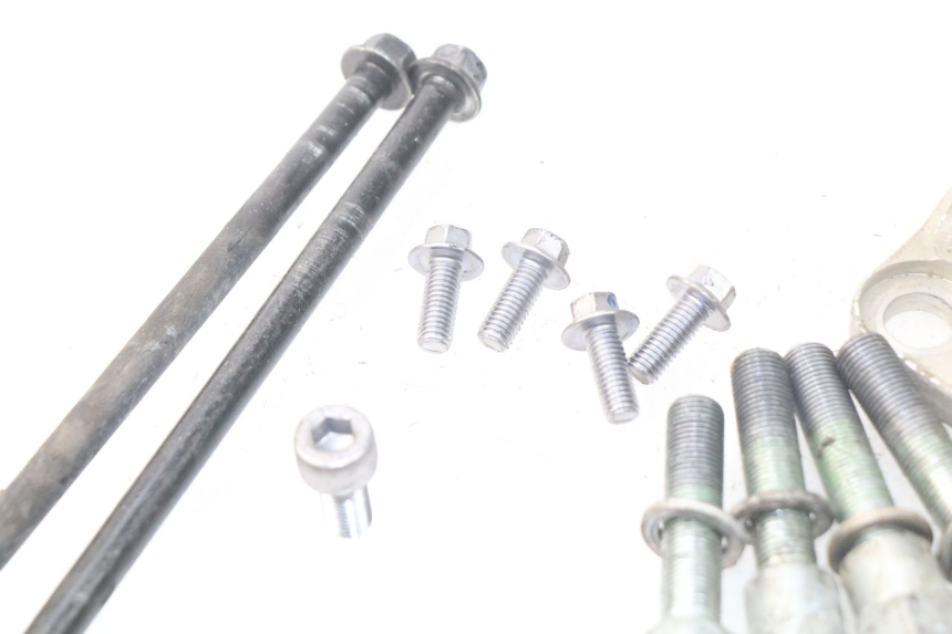 photo de MOTORHALTERUNG YAMAHA FJR ABS 1300 (2006 - 2012) - Alternative Perspektive