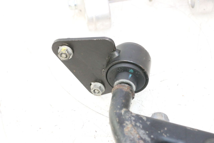 photo de MOTORHALTERUNG GILERA GP 800 (2007 - 2013) - Details der Befestigungspunkte
