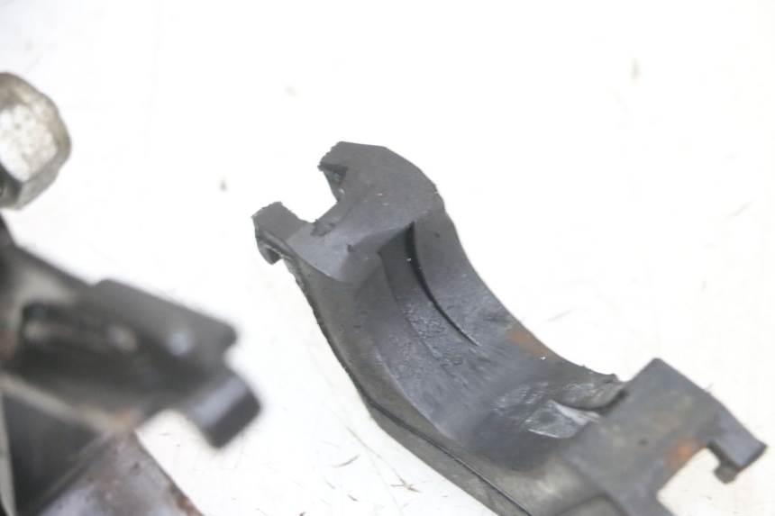 photo de MOTORHALTER PEUGEOT JET FORCE CARBU 50 (2003 - 2016) - Zoom auf Gebrauchszustand