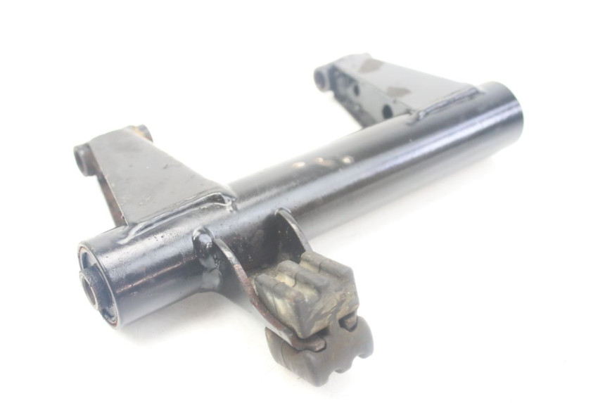 photo de MOTORHALTERUNG PEUGEOT KISBEE 4T 50 (2010 - 2017) - Alternative Perspektive