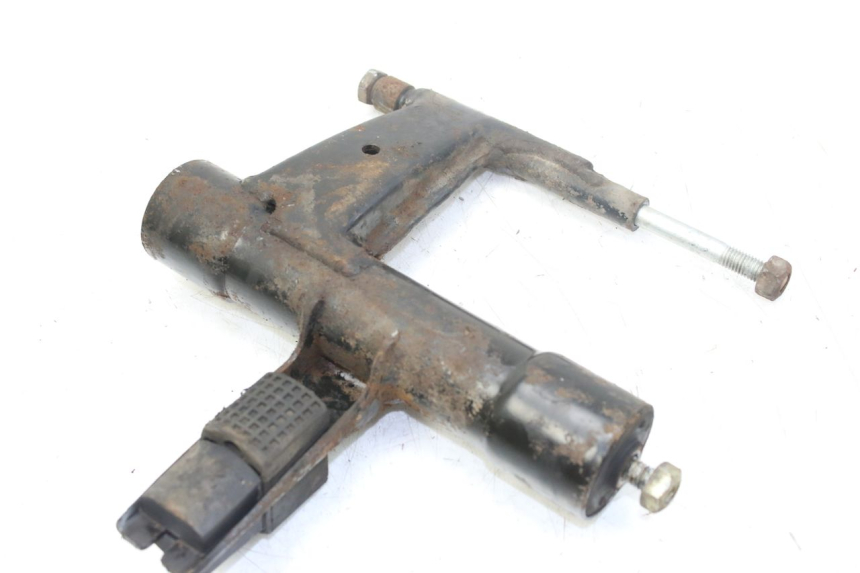 photo de MOTORHALTERUNG PIAGGIO LIBERTY 4T 50 (2004 - 2008) - Zoom auf Gebrauchszustand