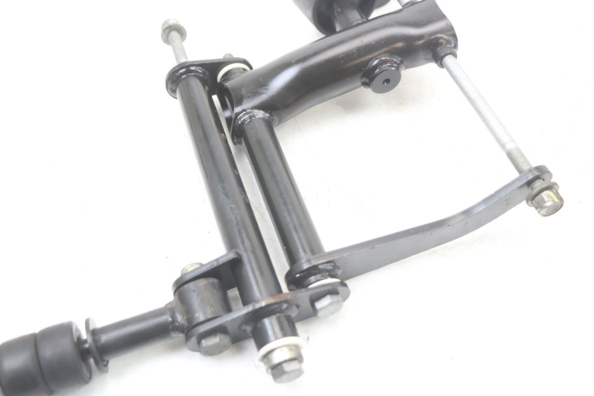 photo de MOTORHALTER PIAGGIO MP3 HPE 350 (2018 - 2020) - Oberflächenzustand und Material