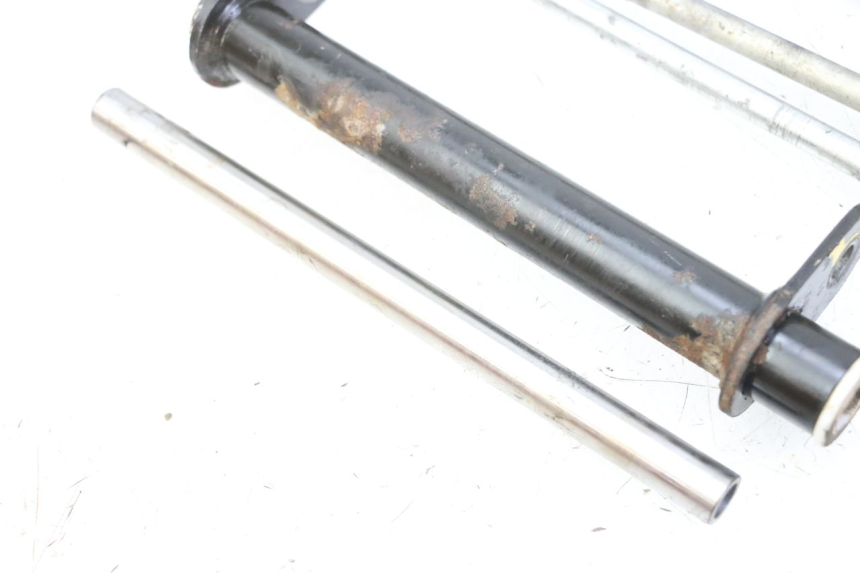 photo de MOTORHALTERUNG PIAGGIO MP3 LT 400 (2007 - 2012) - Oberflächenzustand und Material