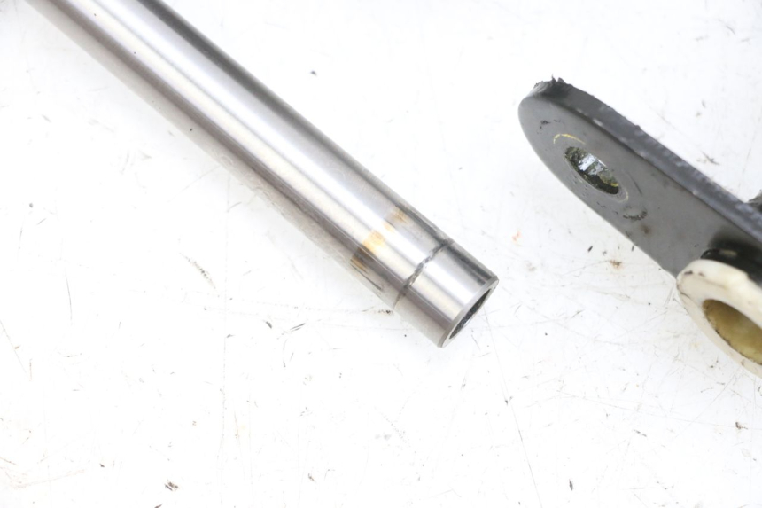 photo de MOTORHALTERUNG PIAGGIO MP3 LT 400 (2007 - 2012) - Weitere Ansicht des Artikels