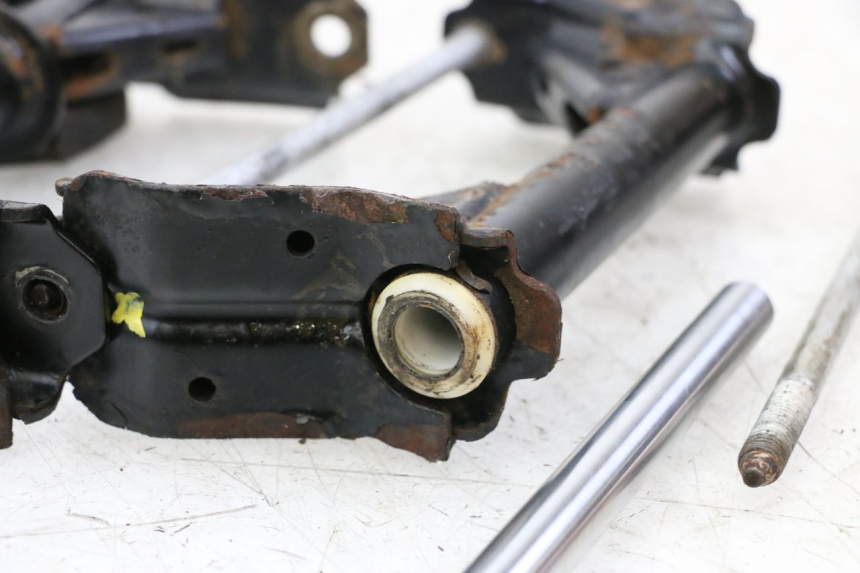 photo de MOTORHALTER PEUGEOT SATELIS COMPRESSOR K15 125 (2006 - 2009) - Technische Nahaufnahme