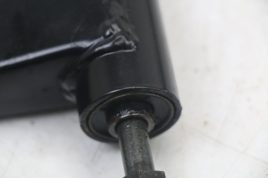 photo de MOTORHALTER PEUGEOT STREETZONE 4T 50 (2018 - 2023) - Oberflächenzustand und Material