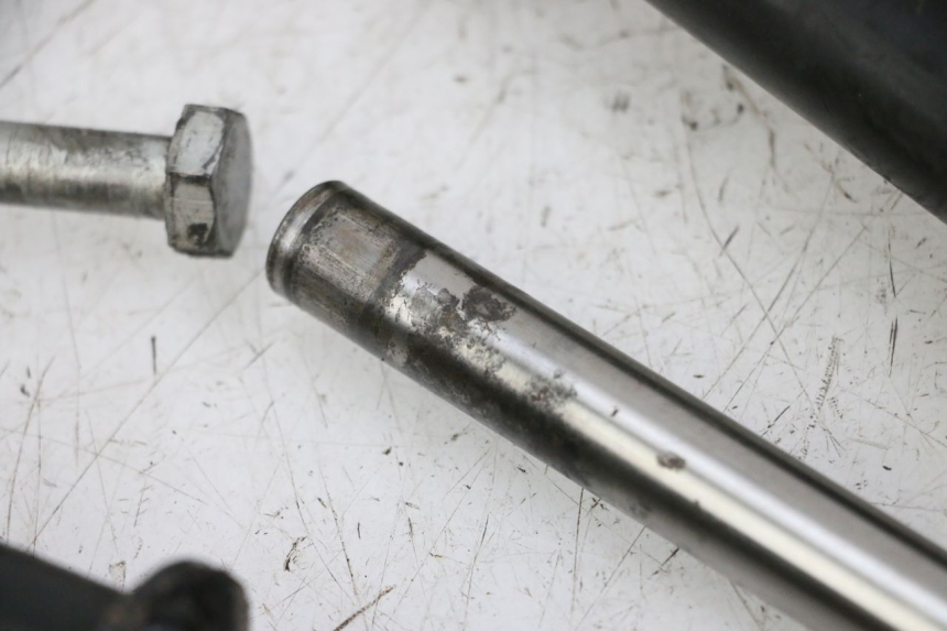 photo de MOTORHALTER PIAGGIO MP3 125 (2006 - 2014) - Oberflächenzustand und Material