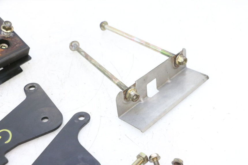 photo de MOTORHALTER CAN-AM SPYDER RS 1000 (2008 - 2012) - Details der Befestigungspunkte