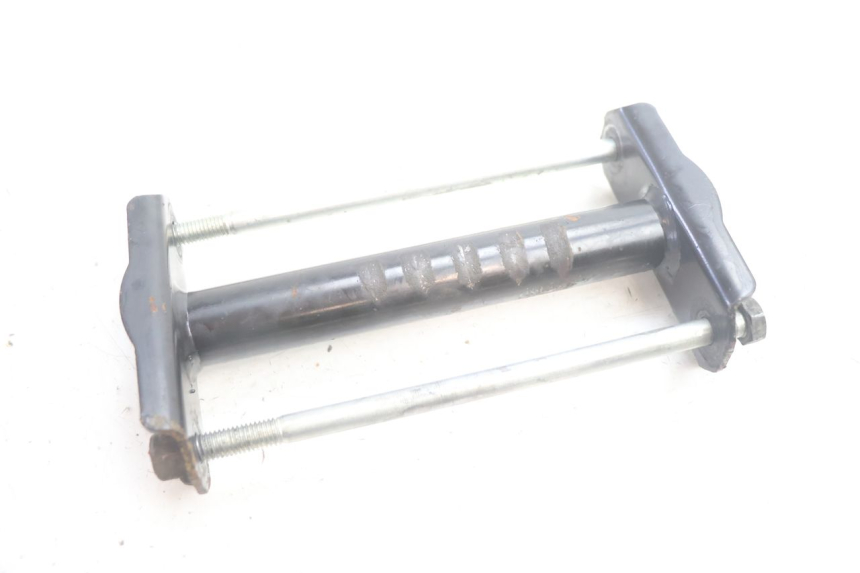 photo de MOTORHALTERUNG PEUGEOT TREKKER 50 (1995 - 2004) - Details der Befestigungspunkte