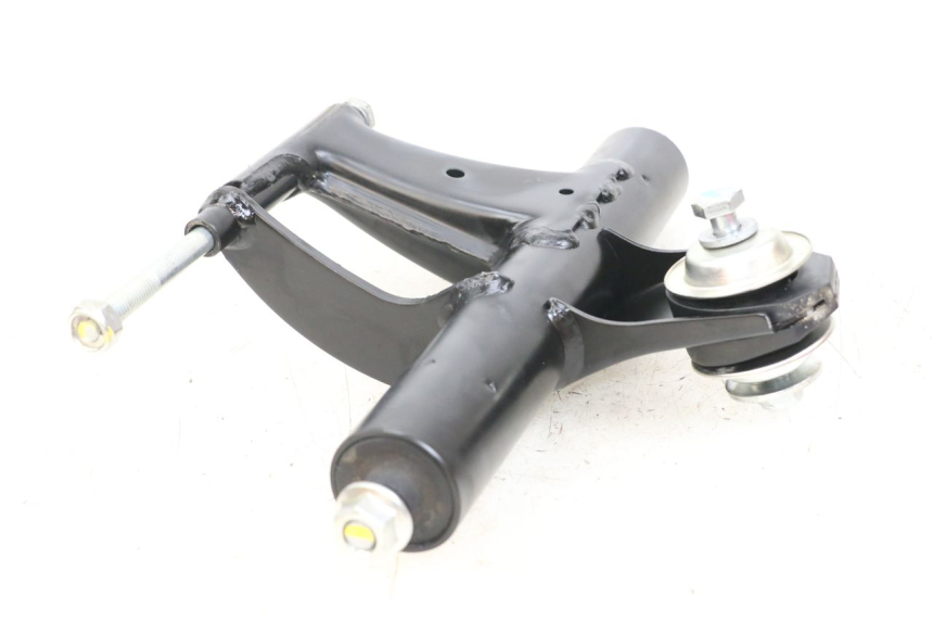 photo de MOTORHALTER PIAGGIO VESPA PRIMAVERA 4T 50 (2021 - 2024) - Alternative Perspektive