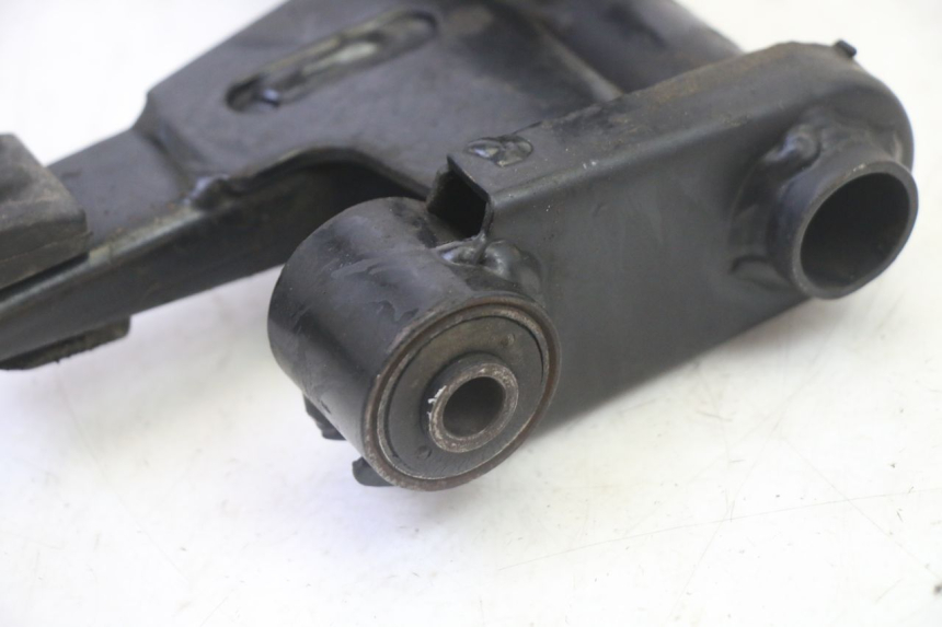 photo de MOTORHALTER PEUGEOT VIVACITY NEW 4T 50 (2008 - 2017) - Details der Befestigungspunkte