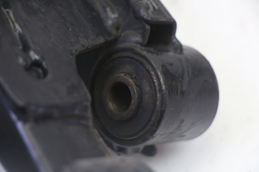 photo de MOTORHALTER PEUGEOT VIVACITY NEW 4T 50 (2008 - 2017) - Oberflächenzustand und Material