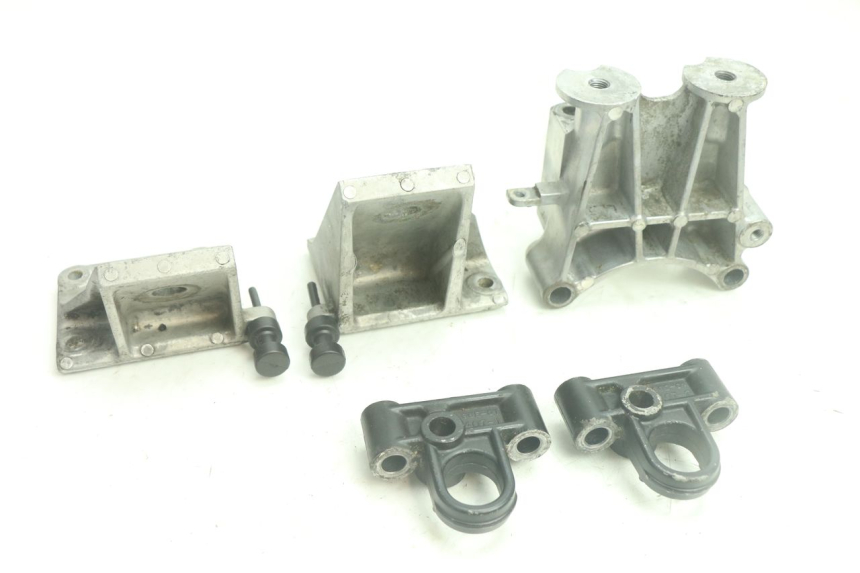 photo de MOTORHALTER YAMAHA WAVE RUNNER GP R 1200 (2000 - 2003) - Detailansicht des Bauteils