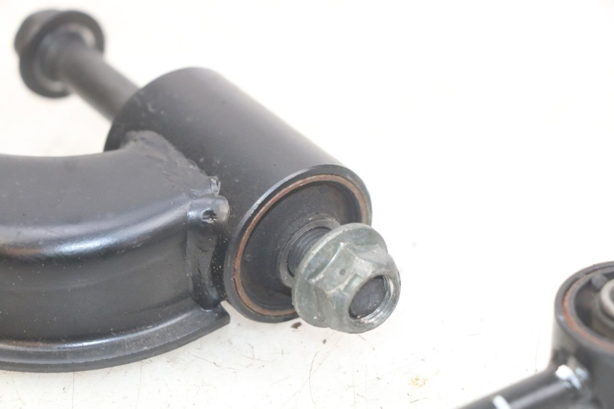 photo de MOTORHALTERUNG YAMAHA X-CITY XCITY 125 (2007 - 2013) - Technische Nahaufnahme