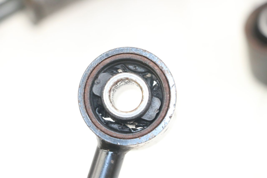 photo de MOTORHALTERUNG YAMAHA XMAX X-MAX 125 (2006 - 2009) - Detailansicht des Bauteils