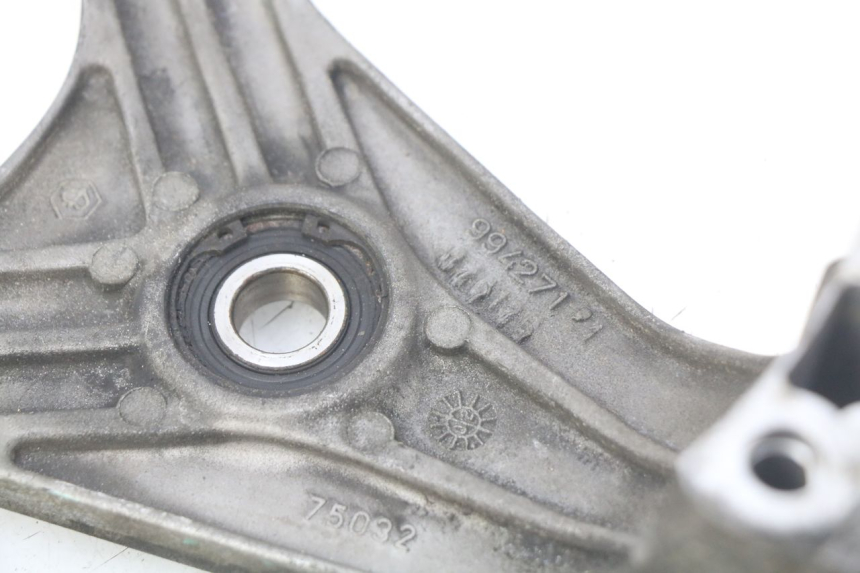 photo de MOTORHALTERUNG PIAGGIO X9 EVOLUTION 500 (2003 - 2005) - Gesamtansicht des Produkts