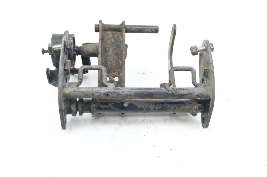 photo de MOTORHALTERUNG PIAGGIO X9 EVOLUTION 125 (2003 - 2007) - Technische Nahaufnahme