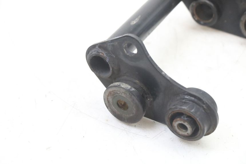 photo de MOTORHALTERUNG YAMAHA FZS FAZER 600 (2001 - 2003) - Technische Nahaufnahme