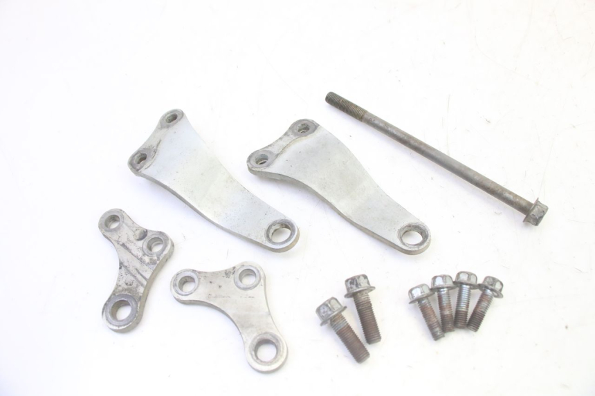 photo de MOTORHALTERUNG YAMAHA YZ-F YZF 250 (2014 - 2018) - Detailansicht des Bauteils