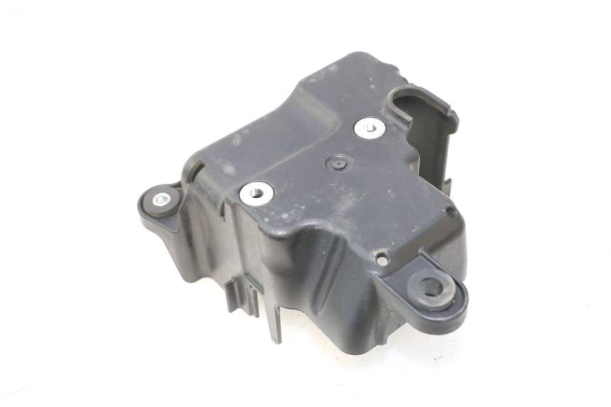 photo de ABS-PUMPENHALTER PIAGGIO MP3 500 (2016 - 2018) - Zoom auf Gebrauchszustand