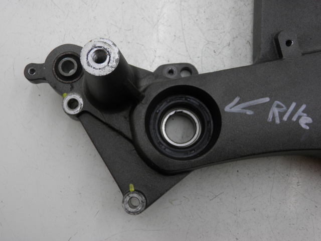 photo de AUSPUFFHALTERUNG KYMCO XCITING RI ABS 500 (2010) - Gesamtansicht des Produkts