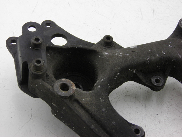 photo de AUSPUFFHALTERUNG PIAGGIO MP3 RL 125 (2006 - 2014) - Alternative Perspektive