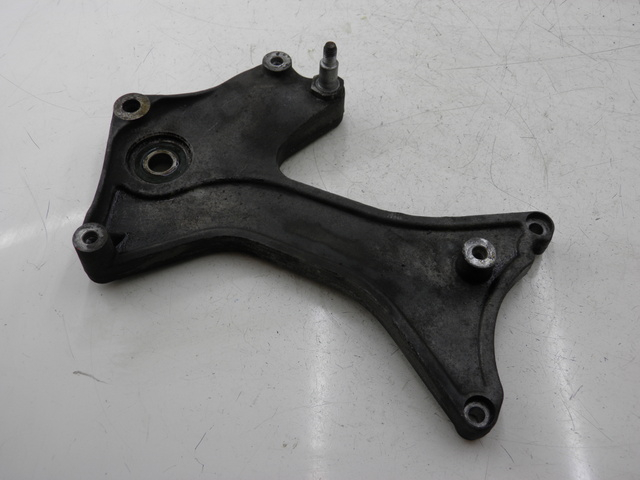 photo de AUSPUFFHALTERUNG PIAGGIO SUPER LX 125 (2000 - 2003) - Hauptansicht