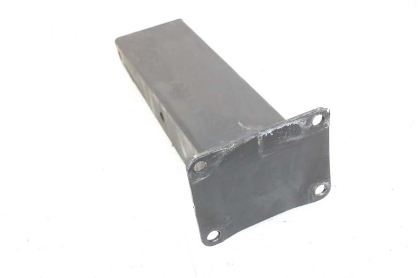 photo de AUSPUFFHALTERUNG QUADRO 4 4D 350 (2015 - 2018) - Technische Nahaufnahme