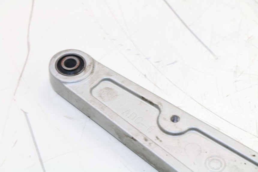 photo de AUSPUFFHALTERUNG BAOTIAN BT 49 QT-9 50 (2006 - 2010) - Detailansicht des Bauteils