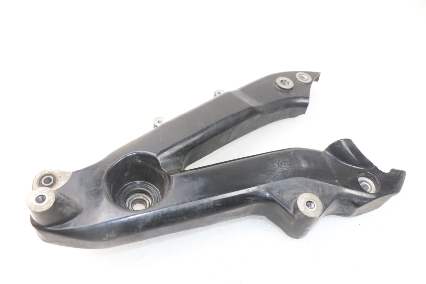 photo de AUSPUFFHALTERUNG YAMAHA BW'S BWS 125 (2010 - 2013) - Detailansicht des Bauteils