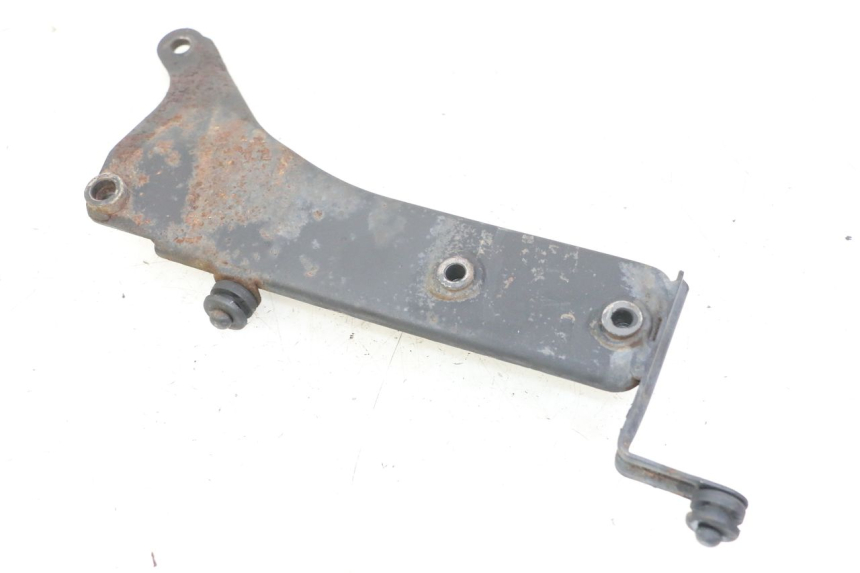 photo de AUSPUFFHALTERUNG DAELIM BESBI 125 (2007 - 2008) - Detailansicht des Bauteils