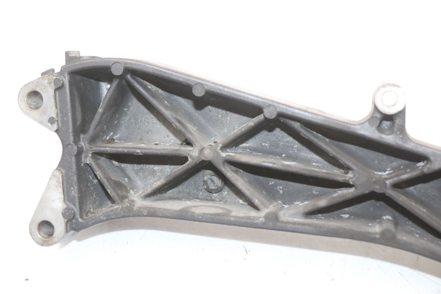 photo de AUSPUFFHALTERUNG HONDA FJS SILVER WING SILVERWING 400 (2005 - 2008) - Details der Befestigungspunkte