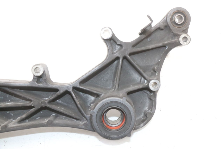 photo de AUSPUFFHALTERUNG HONDA FJS SILVER WING SILVERWING 400 (2005 - 2008) - Oberflächenzustand und Material