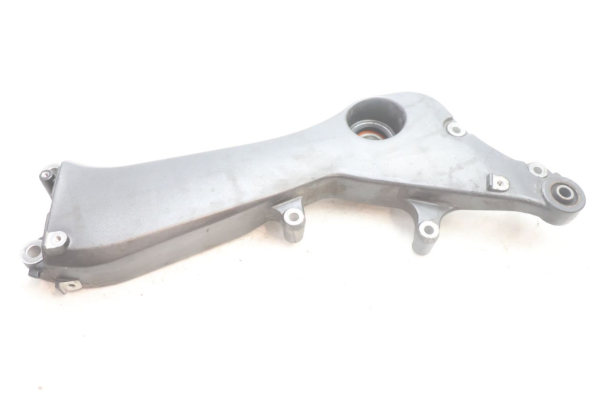 photo de AUSPUFFHALTERUNG HONDA FJS SILVER WING SILVERWING 400 (2005 - 2008) - Alternative Perspektive
