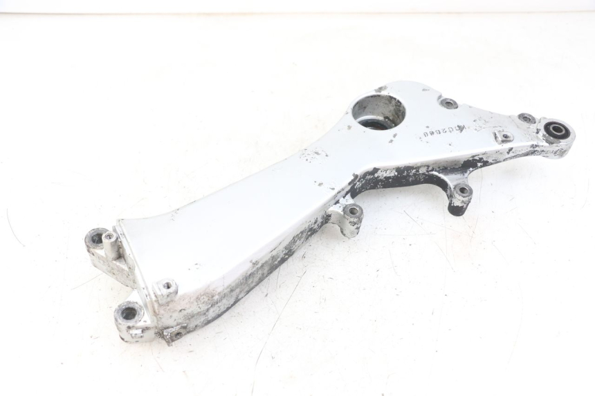 photo de AUSPUFFHALTERUNG HONDA FJS SILVERWING SILVER WING 600 (2001 - 2010) - Alternative Perspektive