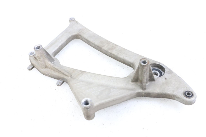 photo de AUSPUFFHALTERUNG PEUGEOT GEOPOLIS RS 125 (2007 - 2009) - Alternative Perspektive