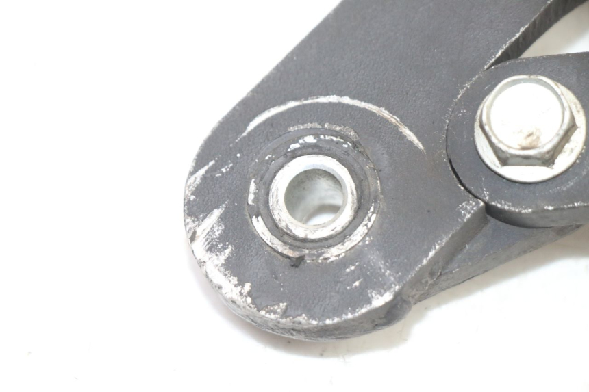 photo de AUSPUFFHALTER PEUGEOT KISBEE 2T 50 (2010 - 2017) - Detailansicht des Bauteils