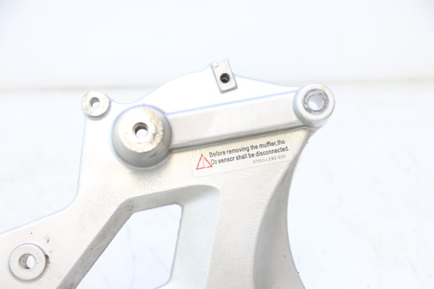 photo de AUSPUFFHALTERUNG KYMCO MOVIE S 125 (2009 - 2018) - Oberflächenzustand und Material