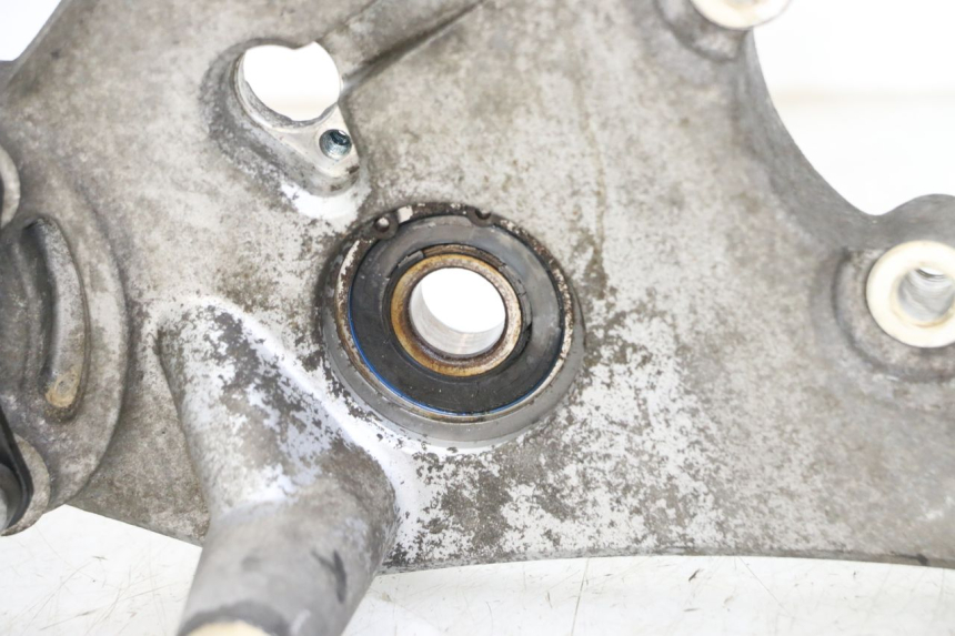 photo de AUSPUFFHALTERUNG PIAGGIO MP3 HPE 350 (2018 - 2020) - Technische Nahaufnahme